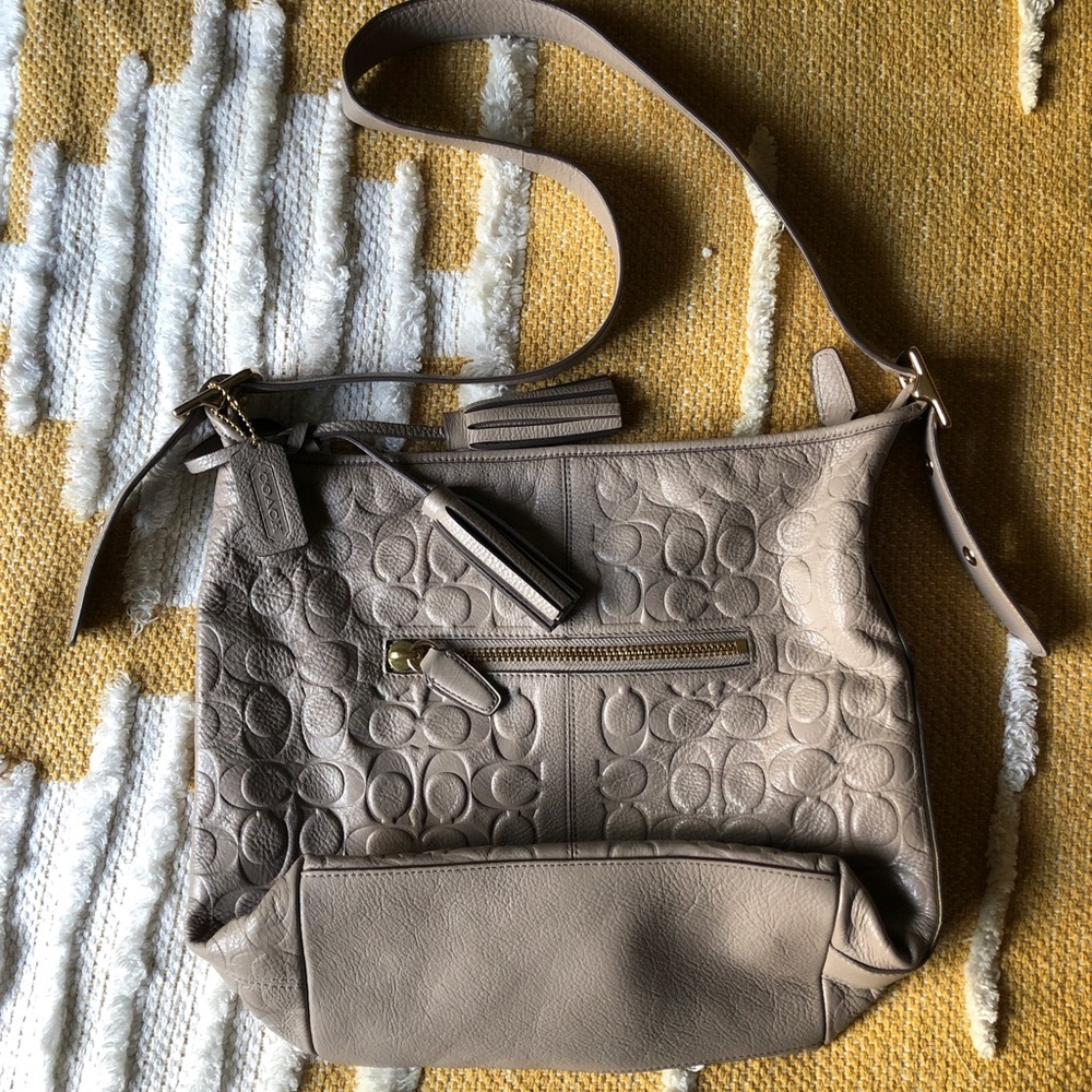 COACH saddle bag with logo print!